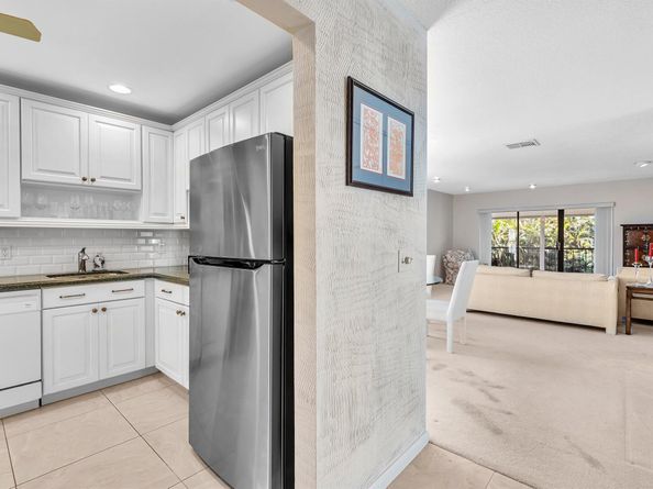 21691 Tall Palm Circle 3b, Boca Raton FL 33433
