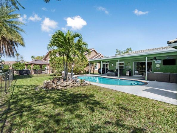 11408 NW 20th Drive, Coral Springs FL 33071