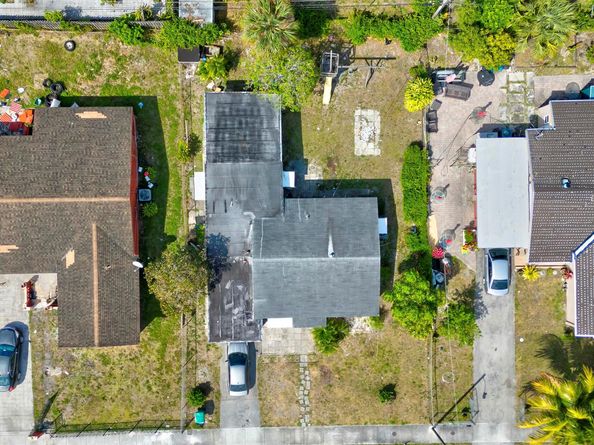 3121 NW 4 Court, Lauderhill FL 33311