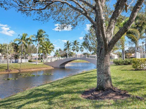 8427 Arima Lane, Wellington FL 33414