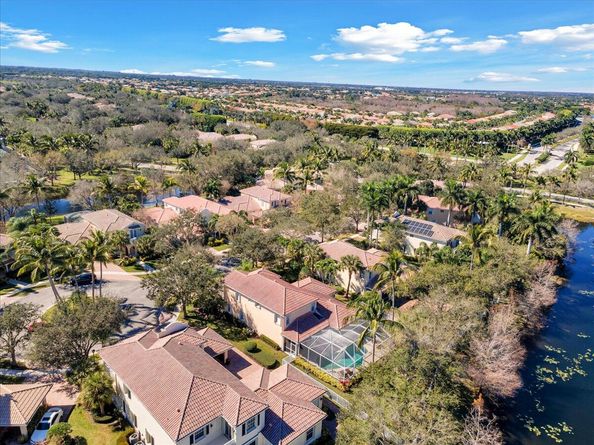 8427 Arima Lane, Wellington FL 33414
