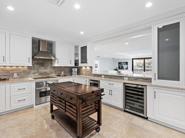 2785 Polo Island Drive J301, Wellington FL 33414