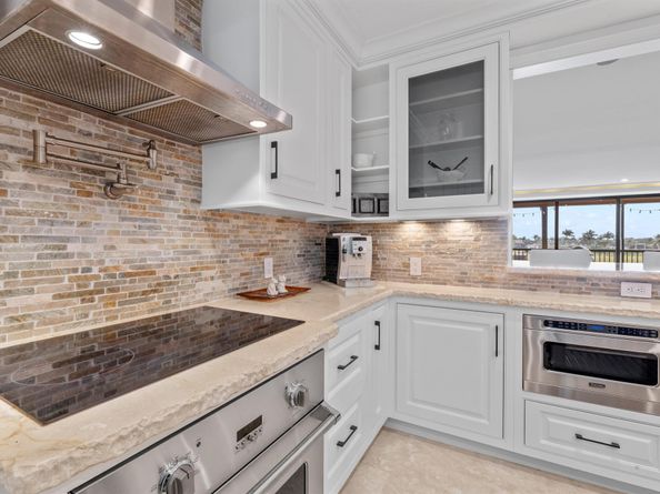 2785 Polo Island Drive J301, Wellington FL 33414