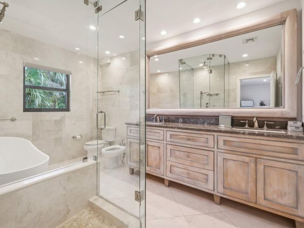 2785 Polo Island Drive J301, Wellington FL 33414
