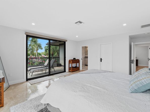 2785 Polo Island Drive J301, Wellington FL 33414
