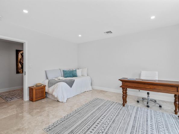 2785 Polo Island Drive J301, Wellington FL 33414
