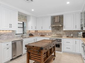 2785 Polo Island Drive J301, Wellington FL 33414