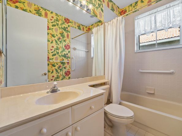 10860 Fairmont Village Drive, Lake Worth FL 33449