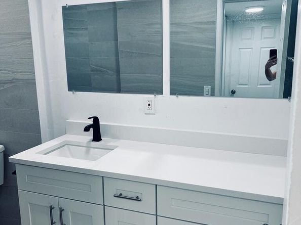 930 N 14th Court, Hollywood FL 33020