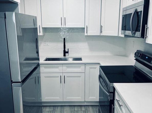 930 N 14th Court, Hollywood FL 33020