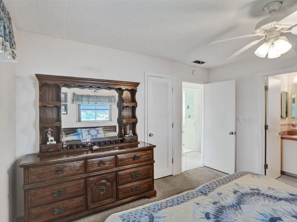 6713 NW 58th Ct, Tamarac FL 33321