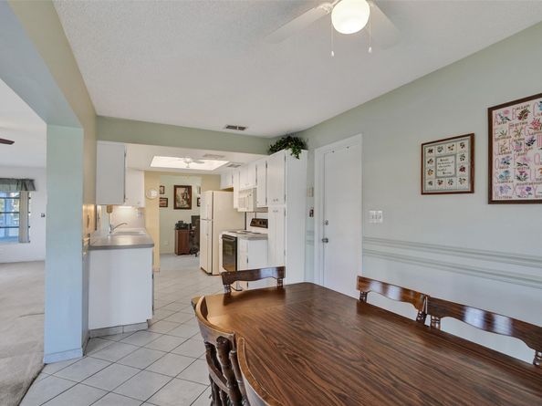 6713 NW 58th Ct, Tamarac FL 33321