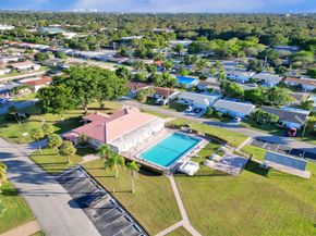 6713 NW 58th Ct, Tamarac FL 33321