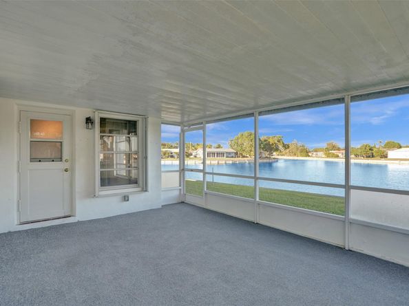 6713 NW 58th Ct, Tamarac FL 33321