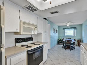 6713 NW 58th Ct, Tamarac FL 33321