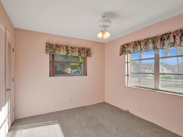 6713 NW 58th Ct, Tamarac FL 33321
