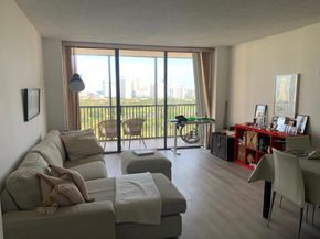 20301 W Country Club Dr 2025, Aventura FL 33180