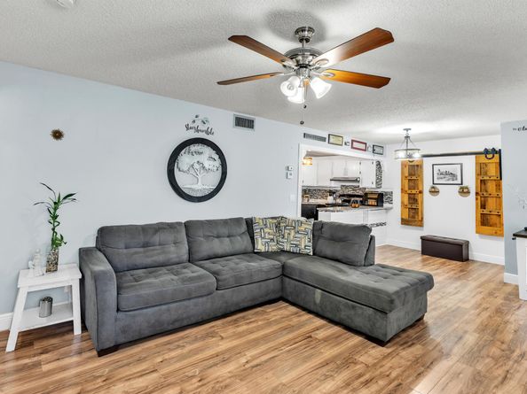 329 Knotty Pine Circle A2, Greenacres FL 33463