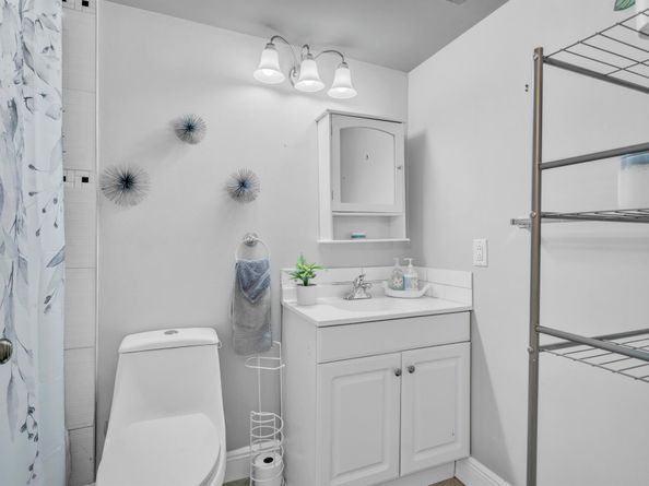 329 Knotty Pine Circle A2, Greenacres FL 33463