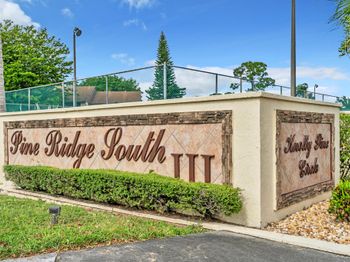 329 Knotty Pine Circle