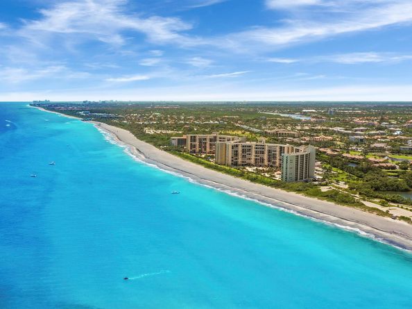 601 Seafarer Circle 301, Jupiter FL 33477