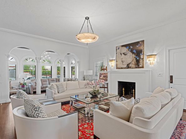 112 Roosevelt Place, West Palm Beach FL 33405