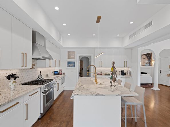 112 Roosevelt Place, West Palm Beach FL 33405