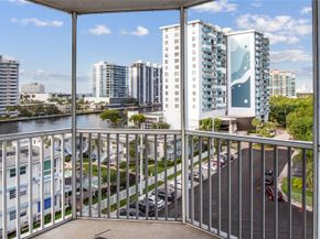 720 Bayshore Dr 701, Fort Lauderdale FL 33304
