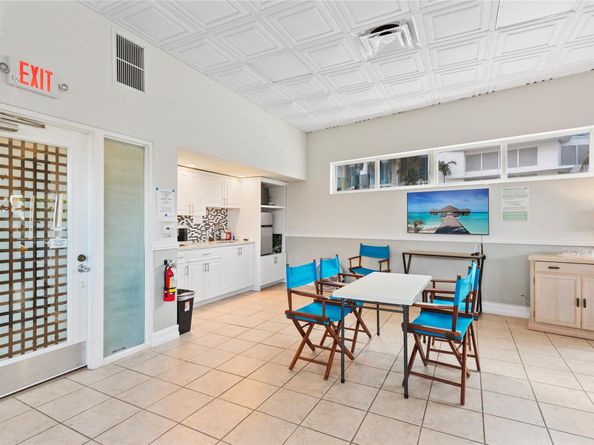 720 Bayshore Dr 701, Fort Lauderdale FL 33304