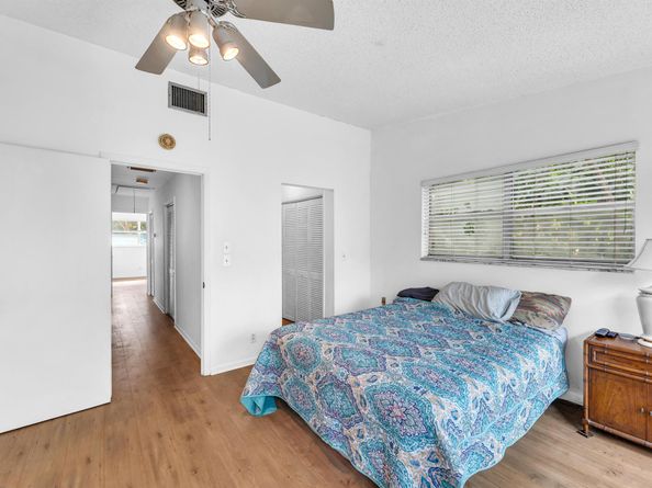 1912 NE 6th Street, Deerfield Beach FL 33441