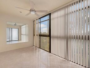 2200 S Cypress Bend Dr 402, Pompano Beach FL 33069