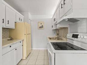 3709 NW 84th Avenue, Sunrise FL 33351