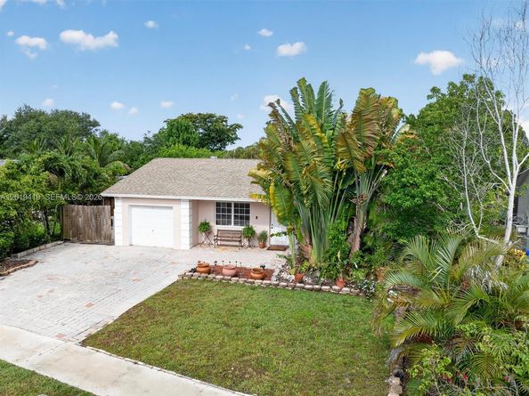 9600 Richmond Circle, Boca Raton FL 33434