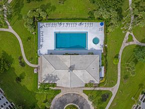 3516 Whitehall Drive 301, West Palm Beach FL 33401