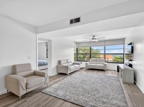 3516 Whitehall Drive 301, West Palm Beach FL 33401