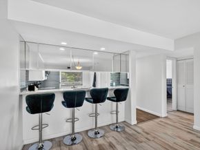 3516 Whitehall Drive 301, West Palm Beach FL 33401