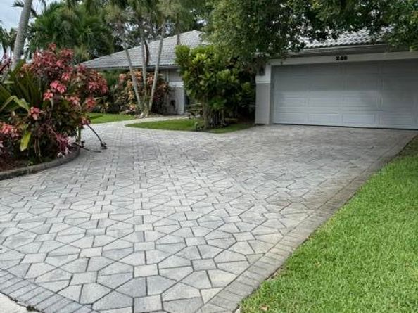 248 NW 119th Way, Coral Springs FL 33071