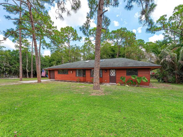 16355 Lancashire Drive E, Loxahatchee FL 33470
