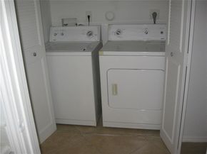 2647 NW 33rd Street 2305, Oakland Park FL 33309