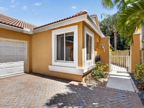10124 NW 4th Street NW, Plantation FL 33324