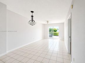 16465 NE 22nd Avenue 206, North Miami Beach FL 33160