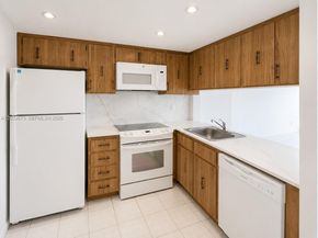 16465 NE 22nd Avenue 206, North Miami Beach FL 33160