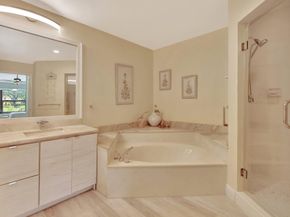 5289 Fairway Woods Drive 2913, Delray Beach FL 33484