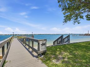 5600 N Flagler Drive 1110, West Palm Beach FL 33407