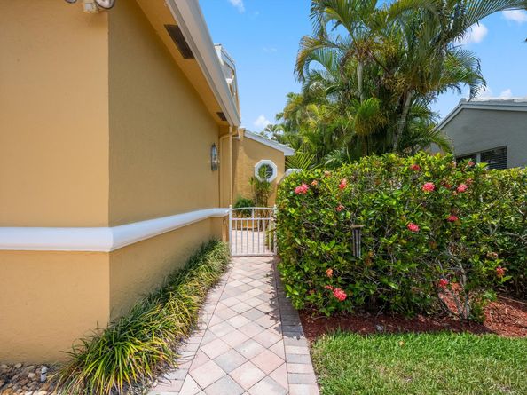 4362 Kensington Park Way, Lake Worth FL 33449