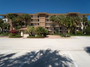 2501 Marina Isle Way 203, Jupiter FL 33477