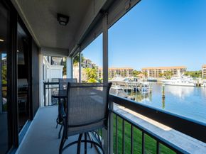 2501 Marina Isle Way 203, Jupiter FL 33477