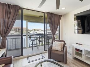 2501 Marina Isle Way 203, Jupiter FL 33477