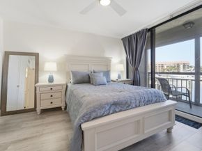 2501 Marina Isle Way 203, Jupiter FL 33477
