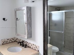 1780 NE 191st Street 6002, Miami FL 33179